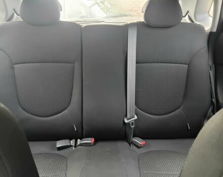 Сірий Кіа Ріо, об'ємом двигуна 0 л та пробігом 3 тис. км за 8000 $, фото 8 на Automoto.ua