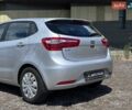 Серый Киа Рио, объемом двигателя 1.4 л и пробегом 62 тыс. км за 7990 $, фото 5 на Automoto.ua