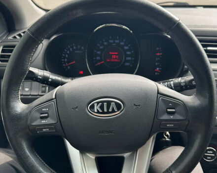 Серый Киа Рио, объемом двигателя 1.59 л и пробегом 103 тыс. км за 6999 $, фото 22 на Automoto.ua