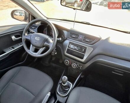 Сірий Кіа Ріо, об'ємом двигуна 1.4 л та пробігом 80 тис. км за 8200 $, фото 17 на Automoto.ua