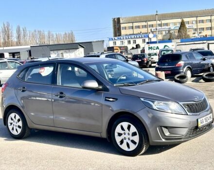 Сірий Кіа Ріо, об'ємом двигуна 1.4 л та пробігом 80 тис. км за 8200 $, фото 2 на Automoto.ua