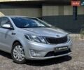 Сірий Кіа Ріо, об'ємом двигуна 1.4 л та пробігом 62 тис. км за 7690 $, фото 1 на Automoto.ua
