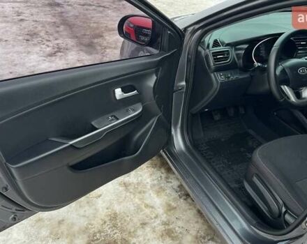 Серый Киа Рио, объемом двигателя 1.4 л и пробегом 178 тыс. км за 6350 $, фото 8 на Automoto.ua
