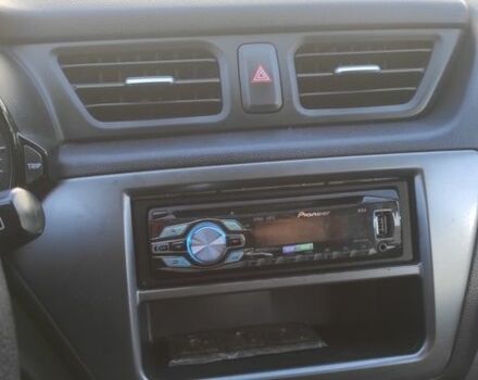 Сірий Кіа Ріо, об'ємом двигуна 1.4 л та пробігом 80 тис. км за 7000 $, фото 1 на Automoto.ua