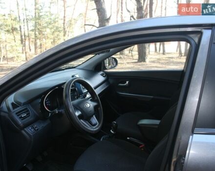 Сірий Кіа Ріо, об'ємом двигуна 1.4 л та пробігом 116 тис. км за 6500 $, фото 6 на Automoto.ua