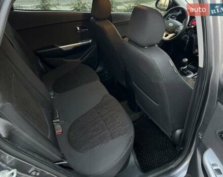 Кіа Ріо 2012 у Одесі на Automoto.ua Сірий Кіа Ріо, об'ємом двигуна 1.6 л та пробігом 103 тис. км за 6650 $, фото 12 на Automoto.ua