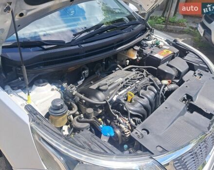 Сірий Кіа Ріо, об'ємом двигуна 1.59 л та пробігом 240 тис. км за 7800 $, фото 7 на Automoto.ua