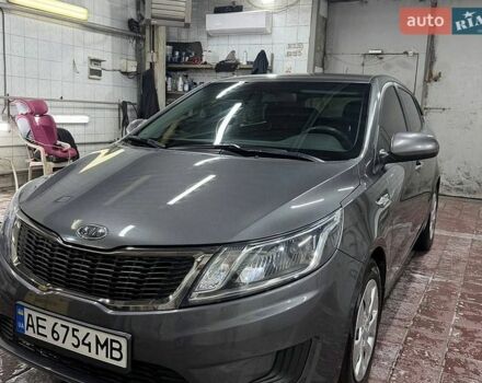 Сірий Кіа Ріо, об'ємом двигуна 1.4 л та пробігом 152 тис. км за 7500 $, фото 1 на Automoto.ua