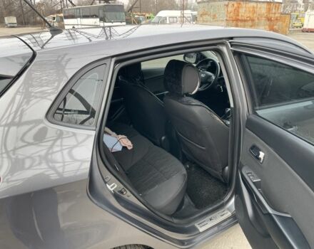 Сірий Кіа Ріо, об'ємом двигуна 1.6 л та пробігом 156 тис. км за 8800 $, фото 11 на Automoto.ua