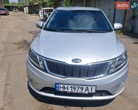 Сірий Кіа Ріо, об'ємом двигуна 1.59 л та пробігом 240 тис. км за 7800 $, фото 5 на Automoto.ua