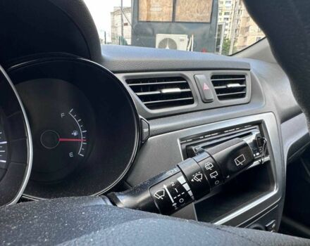 Серый Киа Рио, объемом двигателя 1.4 л и пробегом 62 тыс. км за 7990 $, фото 22 на Automoto.ua
