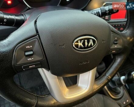 Кіа Ріо 2012 у Одесі на Automoto.ua Сірий Кіа Ріо, об'ємом двигуна 1.6 л та пробігом 103 тис. км за 6650 $, фото 17 на Automoto.ua