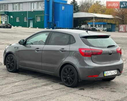 Сірий Кіа Ріо, об'ємом двигуна 1.4 л та пробігом 205 тис. км за 4900 $, фото 2 на Automoto.ua