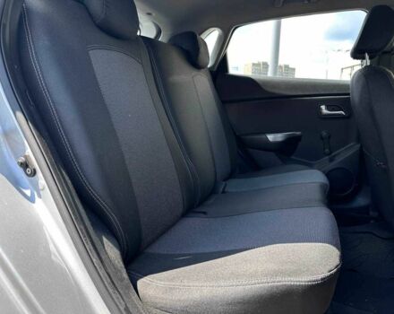 Серый Киа Рио, объемом двигателя 1.4 л и пробегом 62 тыс. км за 7990 $, фото 10 на Automoto.ua