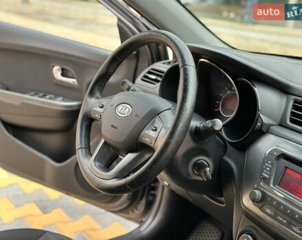 Сірий Кіа Ріо, об'ємом двигуна 1.59 л та пробігом 53 тис. км за 9700 $, фото 21 на Automoto.ua