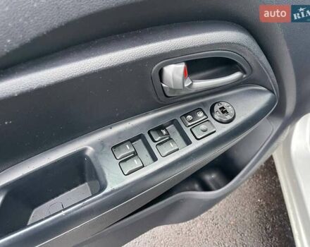 Сірий Кіа Ріо, об'ємом двигуна 1.59 л та пробігом 138 тис. км за 8190 $, фото 15 на Automoto.ua