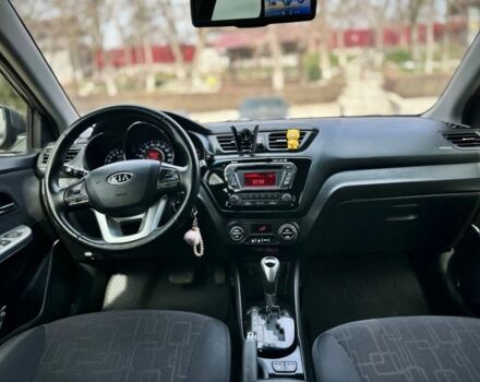 Сірий Кіа Ріо, об'ємом двигуна 1.6 л та пробігом 150 тис. км за 8250 $, фото 6 на Automoto.ua