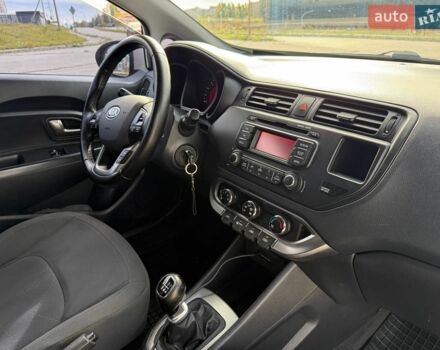 Сірий Кіа Ріо, об'ємом двигуна 1.4 л та пробігом 149 тис. км за 6250 $, фото 10 на Automoto.ua