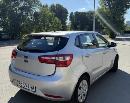 Сірий Кіа Ріо, об'ємом двигуна 1.6 л та пробігом 125 тис. км за 7673 $, фото 2 на Automoto.ua