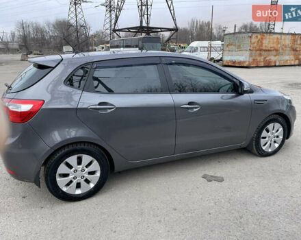Серый Киа Рио, объемом двигателя 1.6 л и пробегом 156 тыс. км за 8800 $, фото 6 на Automoto.ua