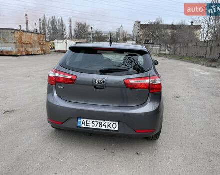 Серый Киа Рио, объемом двигателя 1.6 л и пробегом 156 тыс. км за 8800 $, фото 4 на Automoto.ua