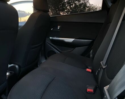 Серый Киа Рио, объемом двигателя 1.6 л и пробегом 214 тыс. км за 8500 $, фото 10 на Automoto.ua