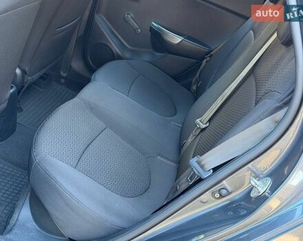 Сірий Кіа Ріо, об'ємом двигуна 1.4 л та пробігом 101 тис. км за 7450 $, фото 1 на Automoto.ua