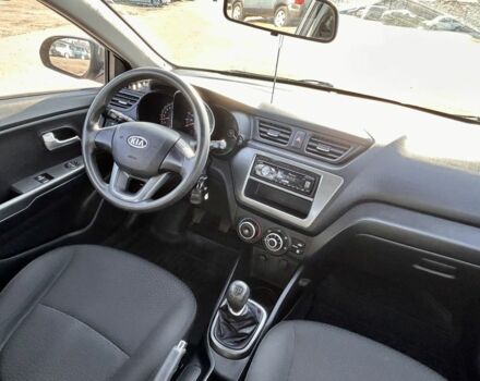 Сірий Кіа Ріо, об'ємом двигуна 1.4 л та пробігом 80 тис. км за 8200 $, фото 17 на Automoto.ua