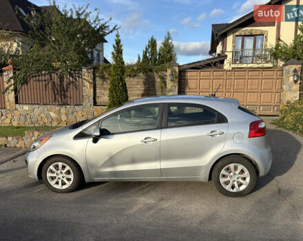 Серый Киа Рио, объемом двигателя 1.59 л и пробегом 138 тыс. км за 7800 $, фото 3 на Automoto.ua