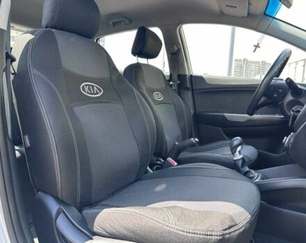 Серый Киа Рио, объемом двигателя 1.4 л и пробегом 62 тыс. км за 7990 $, фото 11 на Automoto.ua