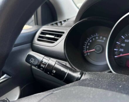 Серый Киа Рио, объемом двигателя 1.4 л и пробегом 62 тыс. км за 7990 $, фото 21 на Automoto.ua