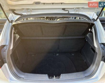 Серый Киа Рио, объемом двигателя 1.59 л и пробегом 138 тыс. км за 7800 $, фото 16 на Automoto.ua