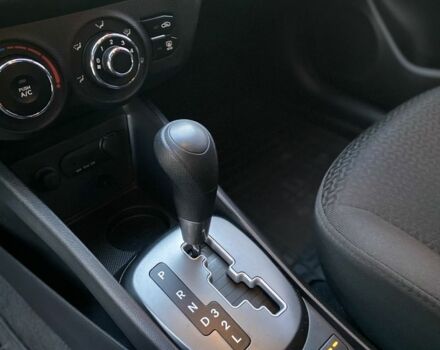 Серый Киа Рио, объемом двигателя 1.6 л и пробегом 214 тыс. км за 8500 $, фото 7 на Automoto.ua