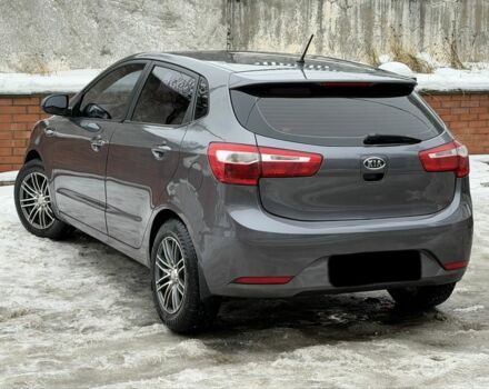 Сірий Кіа Ріо, об'ємом двигуна 1.4 л та пробігом 177 тис. км за 5450 $, фото 5 на Automoto.ua