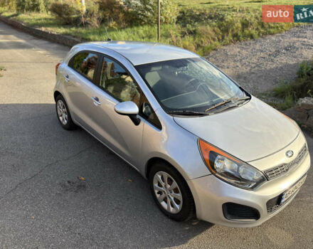 Серый Киа Рио, объемом двигателя 1.59 л и пробегом 138 тыс. км за 7800 $, фото 7 на Automoto.ua