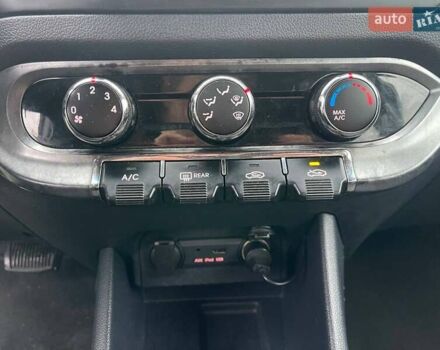 Серый Киа Рио, объемом двигателя 1.59 л и пробегом 138 тыс. км за 7990 $, фото 22 на Automoto.ua
