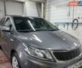 Сірий Кіа Ріо, об'ємом двигуна 1.4 л та пробігом 152 тис. км за 7500 $, фото 1 на Automoto.ua