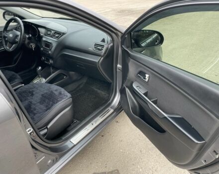 Сірий Кіа Ріо, об'ємом двигуна 1.6 л та пробігом 156 тис. км за 8800 $, фото 18 на Automoto.ua