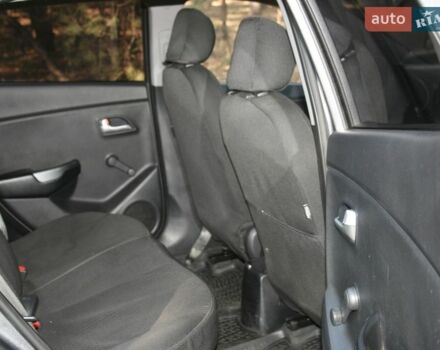 Сірий Кіа Ріо, об'ємом двигуна 1.4 л та пробігом 116 тис. км за 6500 $, фото 10 на Automoto.ua