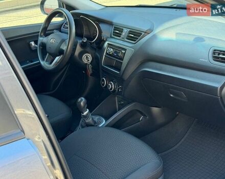 Сірий Кіа Ріо, об'ємом двигуна 1.4 л та пробігом 101 тис. км за 7450 $, фото 2 на Automoto.ua