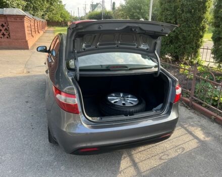 Сірий Кіа Ріо, об'ємом двигуна 1.6 л та пробігом 150 тис. км за 7200 $, фото 4 на Automoto.ua