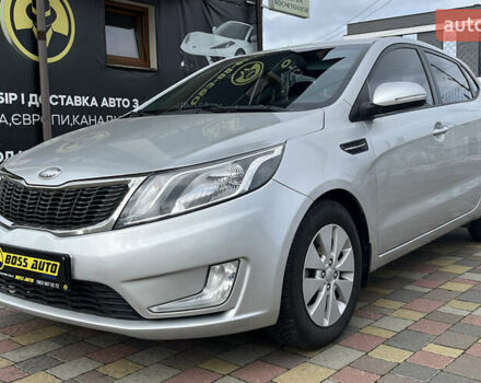 Серый Киа Рио, объемом двигателя 1.59 л и пробегом 218 тыс. км за 8500 $, фото 2 на Automoto.ua