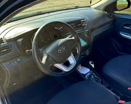 Сірий Кіа Ріо, об'ємом двигуна 1.6 л та пробігом 270 тис. км за 7300 $, фото 7 на Automoto.ua