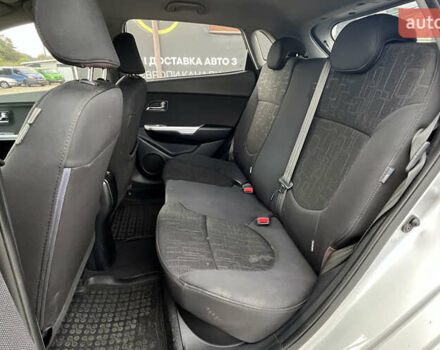 Серый Киа Рио, объемом двигателя 1.59 л и пробегом 218 тыс. км за 8500 $, фото 18 на Automoto.ua