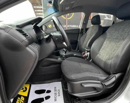 Серый Киа Рио, объемом двигателя 1.6 л и пробегом 218 тыс. км за 8500 $, фото 14 на Automoto.ua