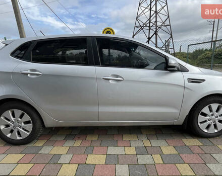 Серый Киа Рио, объемом двигателя 1.59 л и пробегом 218 тыс. км за 8500 $, фото 7 на Automoto.ua