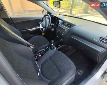Серый Киа Рио, объемом двигателя 1.6 л и пробегом 218 тыс. км за 6500 $, фото 10 на Automoto.ua