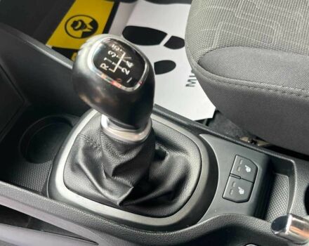 Серый Киа Рио, объемом двигателя 1.6 л и пробегом 218 тыс. км за 8500 $, фото 11 на Automoto.ua