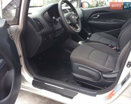 Серый Киа Рио, объемом двигателя 1.25 л и пробегом 172 тыс. км за 6800 $, фото 13 на Automoto.ua