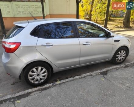 Сірий Кіа Ріо, об'ємом двигуна 1.6 л та пробігом 218 тис. км за 6500 $, фото 3 на Automoto.ua